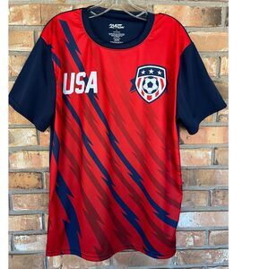 Fast Action USA Men’s Red White And Blue Soccer T-Shirt Size Large